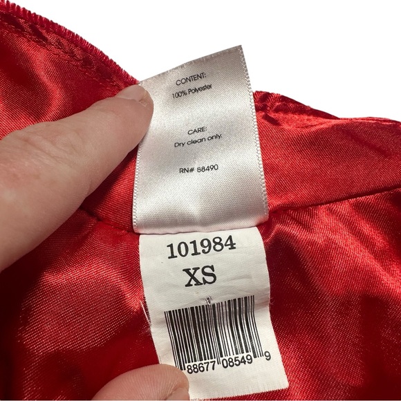 Vintage Playboy Exclusive HALLOWEEN SEXY SCANDALOUS Pirate COSTUME Jacket Red XS - Picture 4 of 11